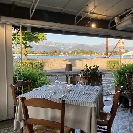 Cozy In Near The Sea Ameglia